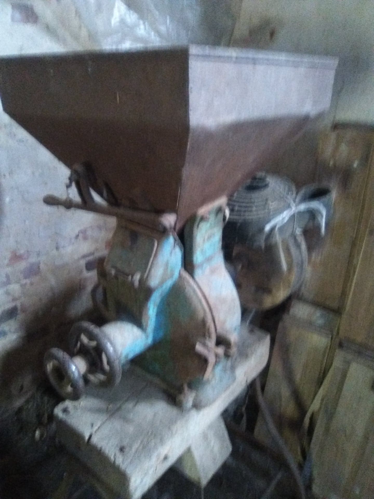 Śrutownik do mielenia zboża